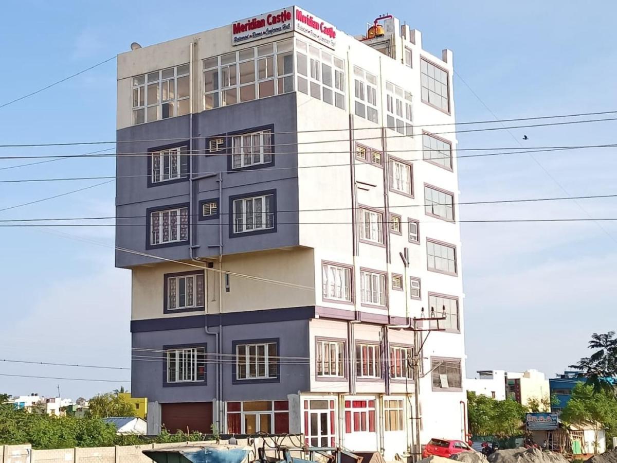 Meridian Castle Hotel Pondicherry Exterior photo
